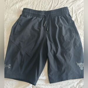 Boys’ Size Medium Under Armour Black Shorts